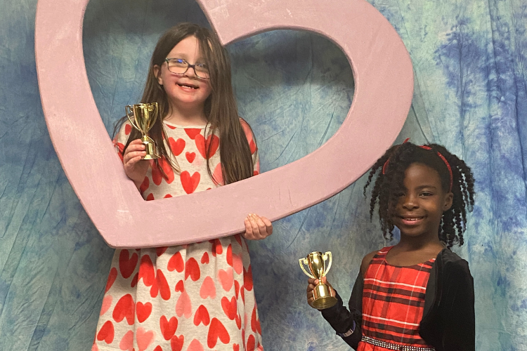 Family Valentine's Dance 행사 안내 이미지